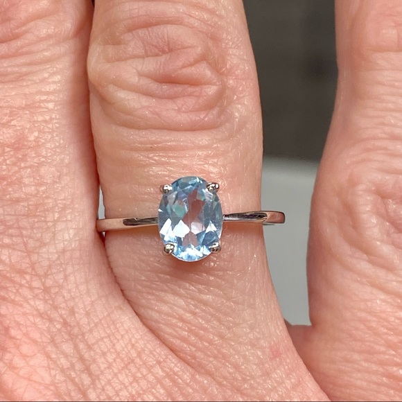 Genuine 1 Carat Aquamarine Oval Solitaire Ring ~ Dainty March Birthstone Ring - Picture 4 of 15